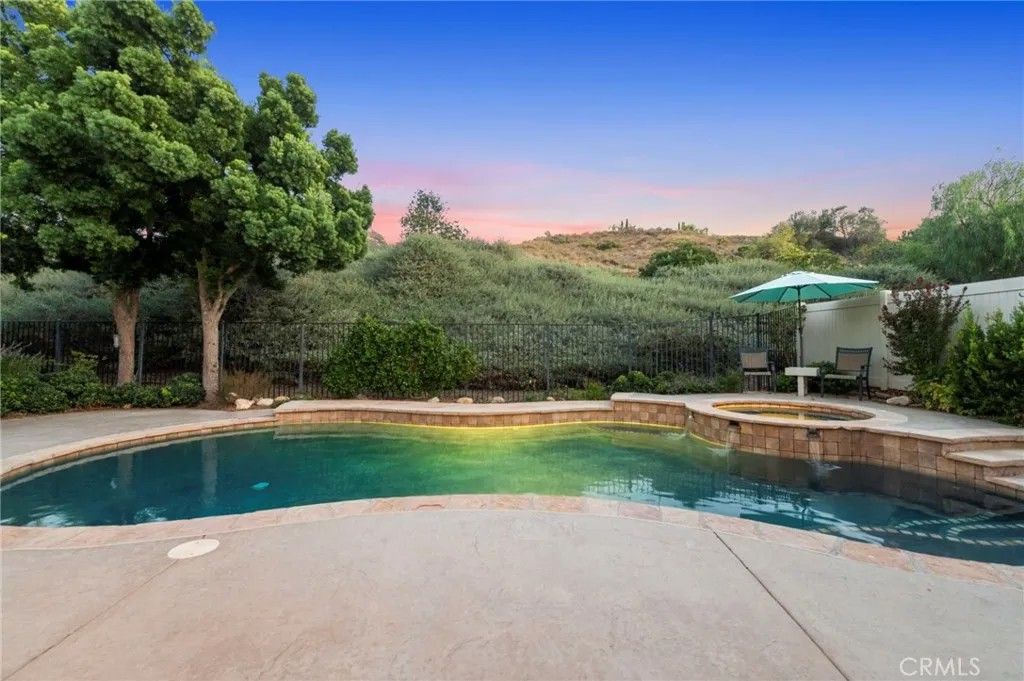 Photo of 33751 Abbey Rd, Temecula, CA 92592 (MLS # SW26008185)