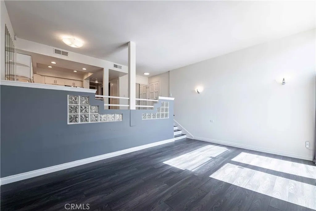 23401 Park Sorrento 3