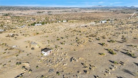 Tiny photo for 20875 Riverview Road, Apple Valley, CA 92308 (MLS # HD25252488)