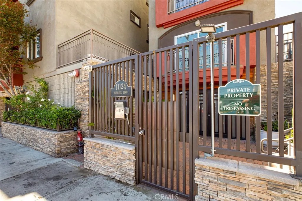 11124 Burbank Boulevard 101