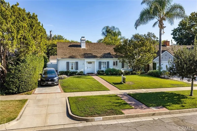 2380 Sherwood Road