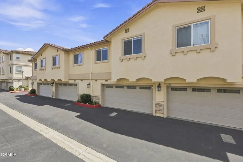 1218 Vista Heights Court