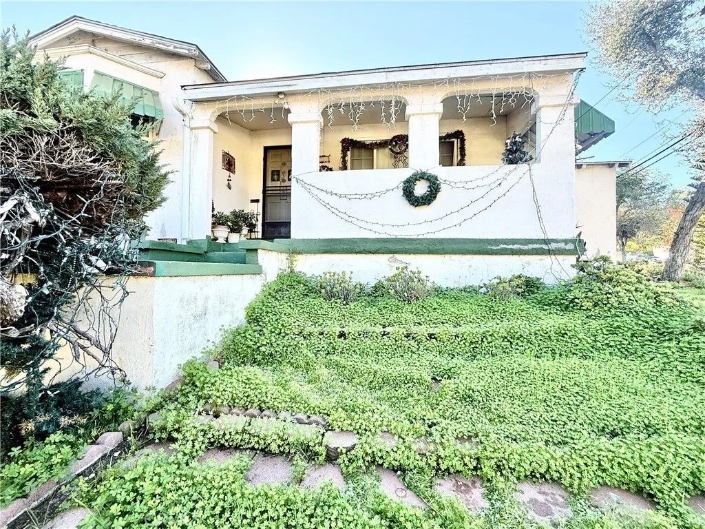 Photo of 891 El Paso, Los Angeles, CA 90042 (MLS # CV25271032)