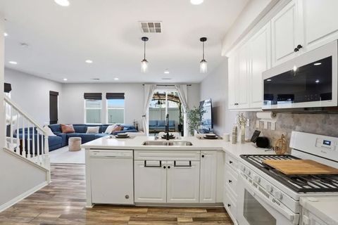 Photo of 8629 Sage Shadow Drive, Lakeside, CA 92040 (MLS # PTP2602169)