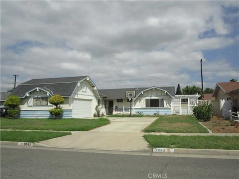 Photo of 3043 W Teranimar DR, Anaheim, CA 92804 (MLS # OC26205626)
