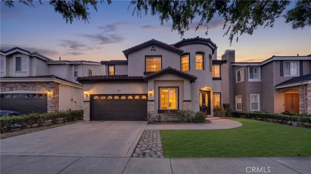 Photo of 717 High Ln, Redondo Beach, CA 90278 (MLS # SB26089208)