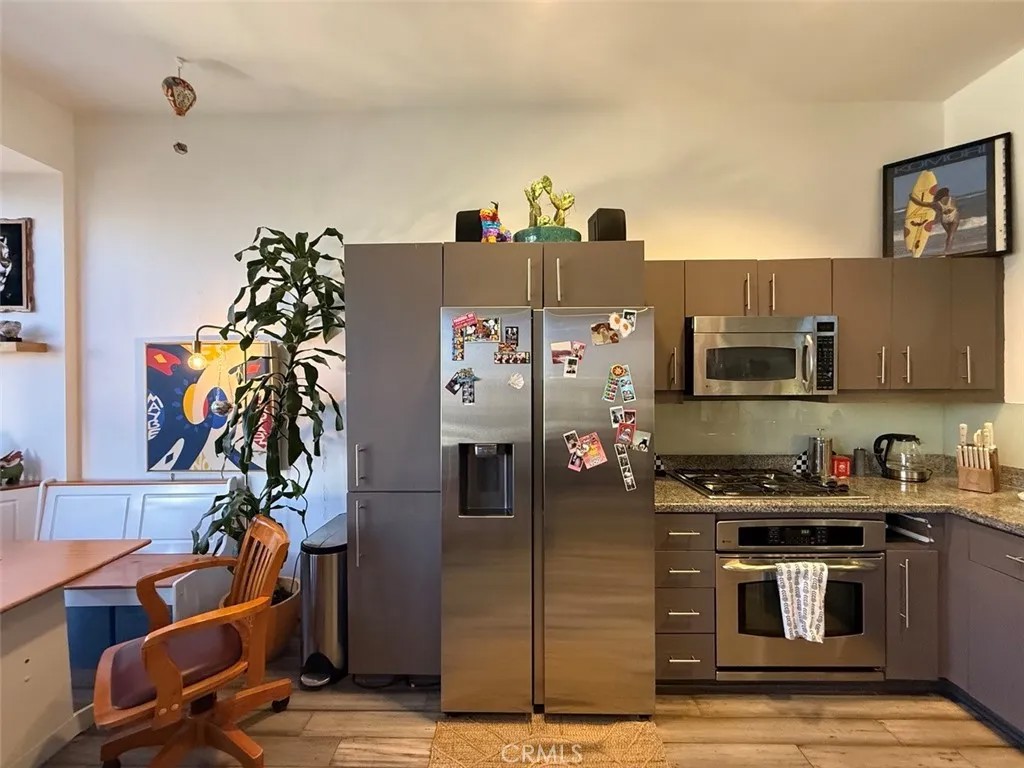 1100 Wilshire Blvd 2010