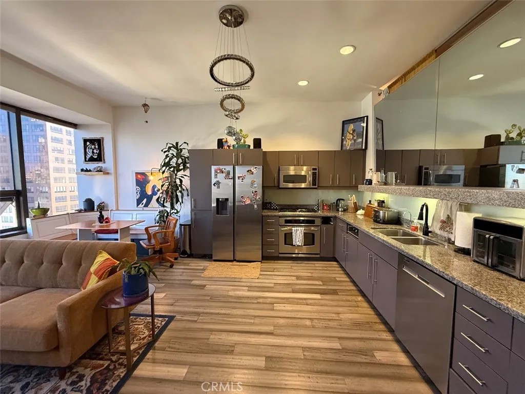 1100 Wilshire Blvd 2010