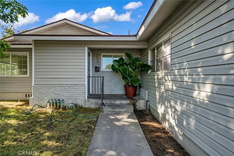 1527 Underwood