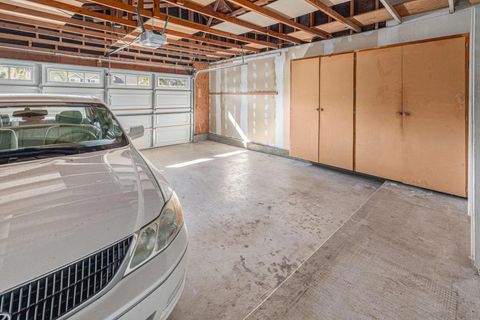 Tiny photo for 3008 Garboso Street, Carlsbad, CA 92009 (MLS # 250043104)