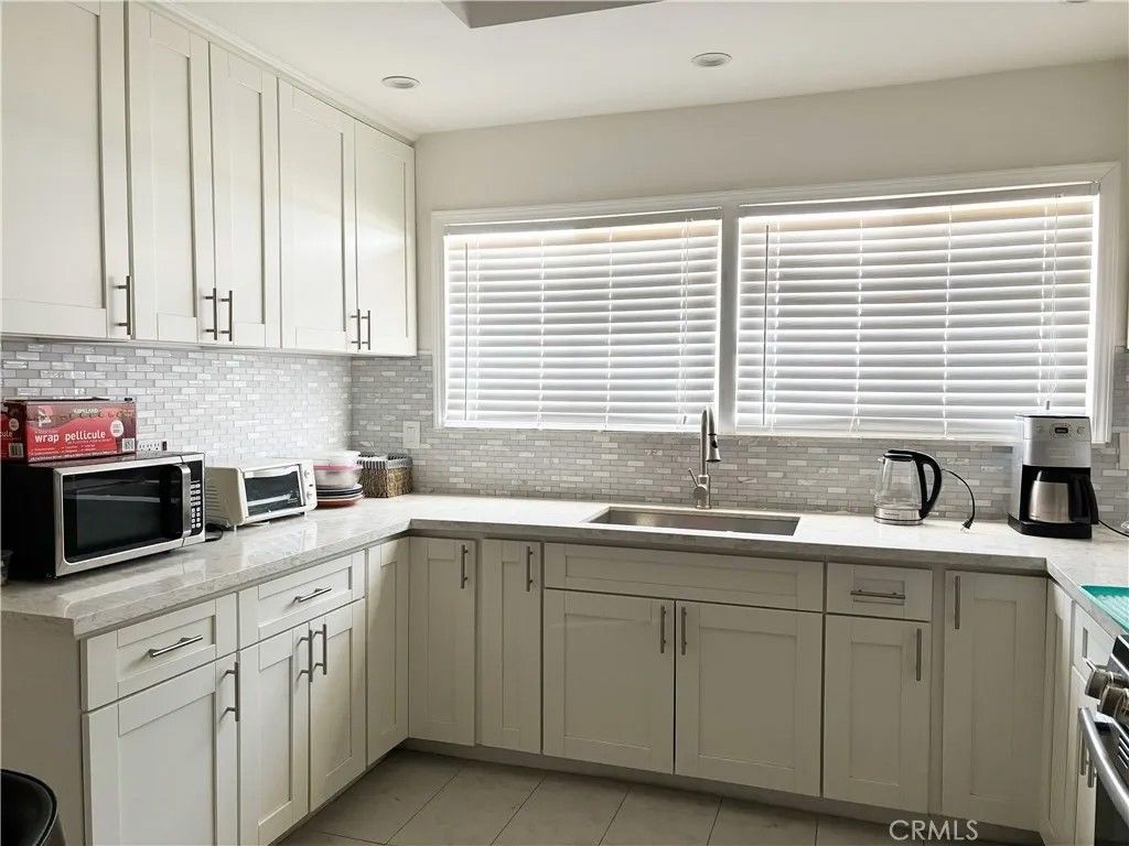 Photo of 21031 Orchid Drive, California City, CA 93505 (MLS # SR26088698)