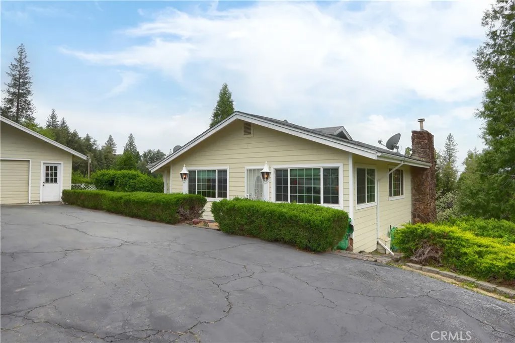 5672 Pautzke Court