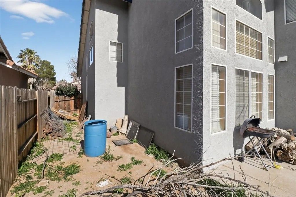 Photo of 13281 Luna Rd, Victorville, CA 92392 (MLS # SR26022191)