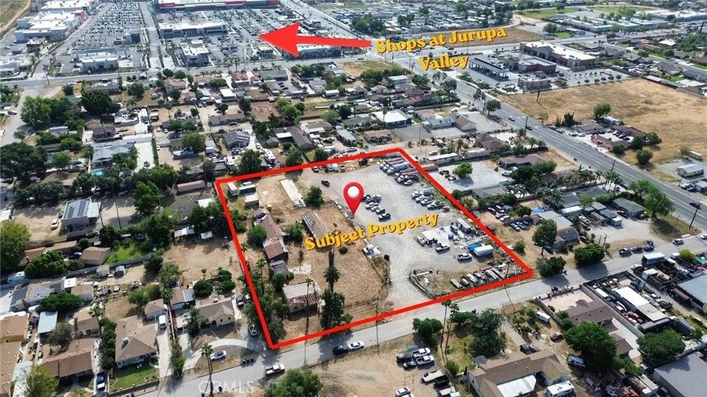 Photo of 4118 Vernon Ave, Jurupa Valley, CA 92509 (MLS # IG26078047)