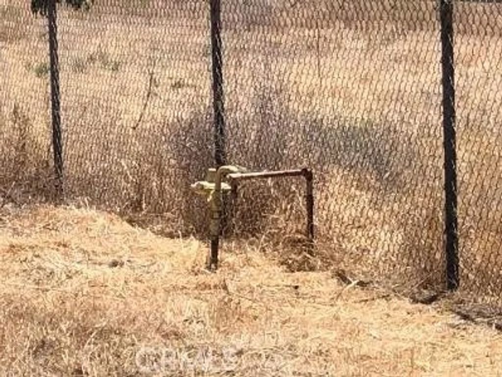 Photo of 27475 Cornell St, Hemet, CA 92544 (MLS # SW26014873)