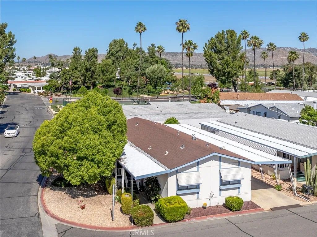 Photo of 5001 W Florida Ave #759, Hemet, CA 92545 (MLS # SW26068915)