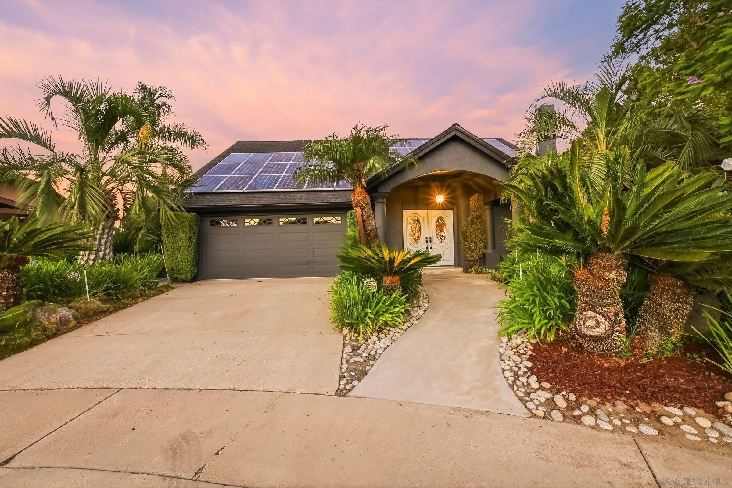 11198 Amalia Ct