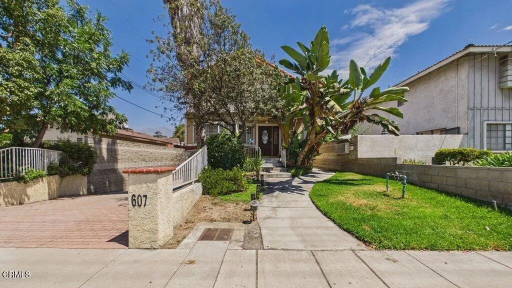 607 W Duarte Road D