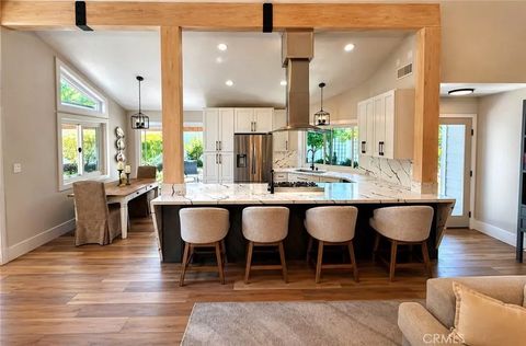 Photo of 31657 Corte Encinas, Temecula, CA 92592 (MLS # SW26085224)