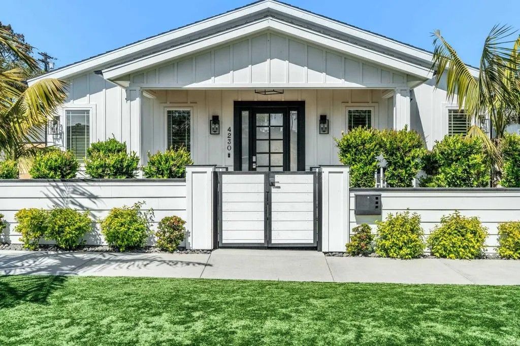 Photo of 4230 Orchard Avenue, San Diego, CA 92107 (MLS # NDP2601605)