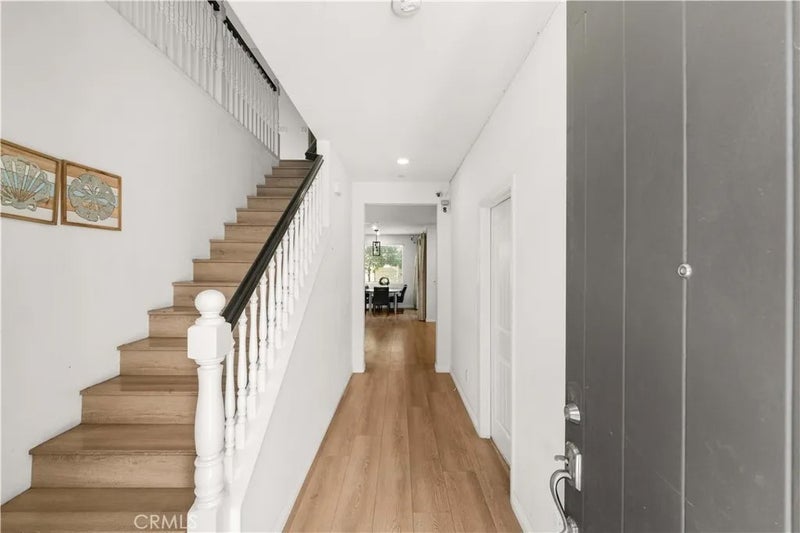 8636 Bay Laurel