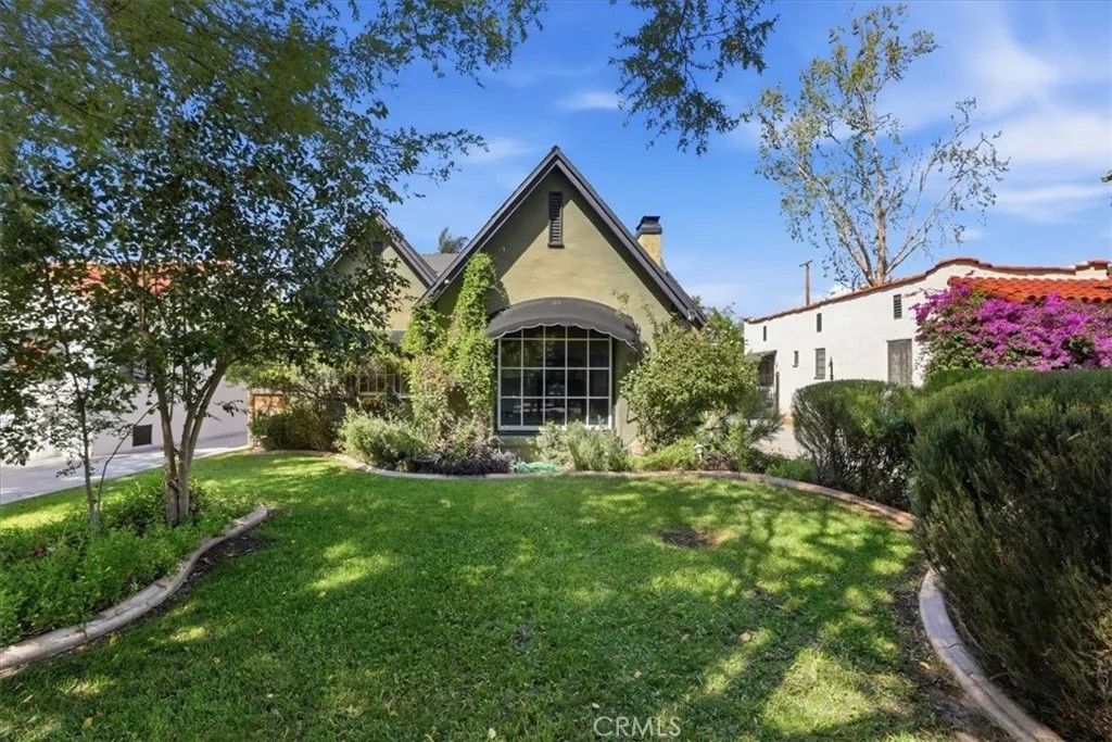 Photo of 4593 Merrill Ave, Riverside, CA 92506 (MLS # IV26070785)