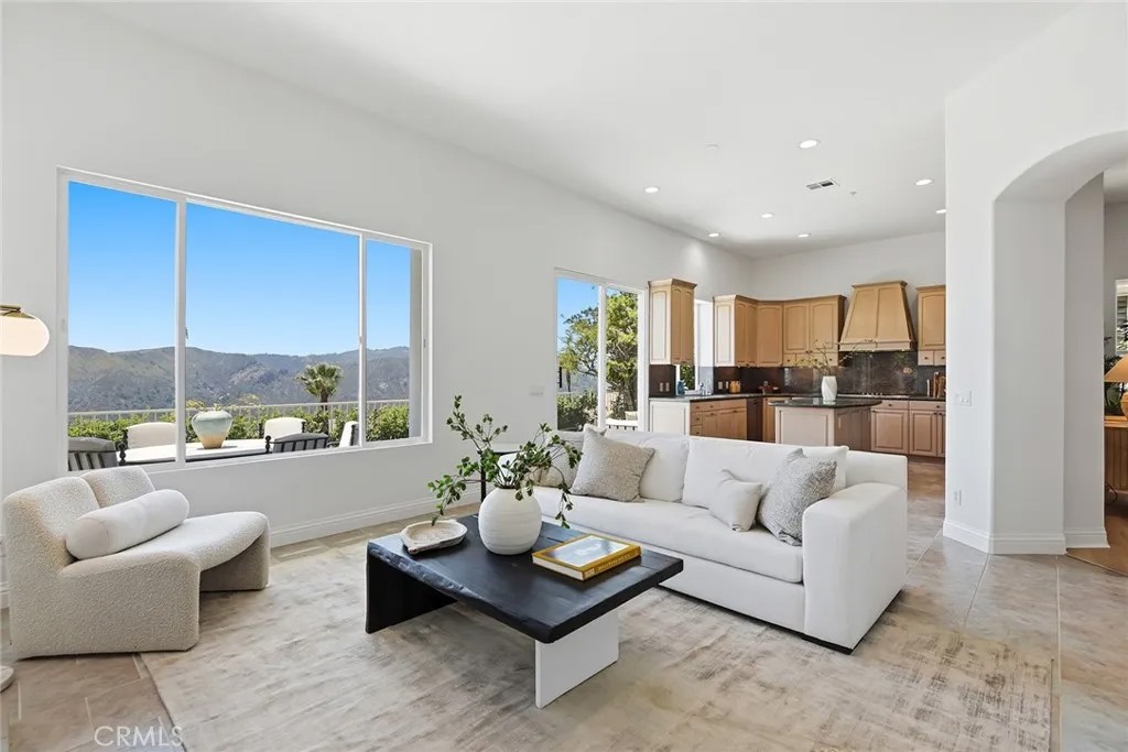 1486 Paseo De Oro