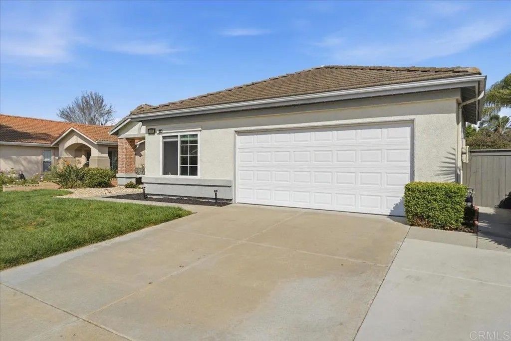 Photo of 241 Del Mesa Street, Oceanside, CA 92058 (MLS # NDP2602447)