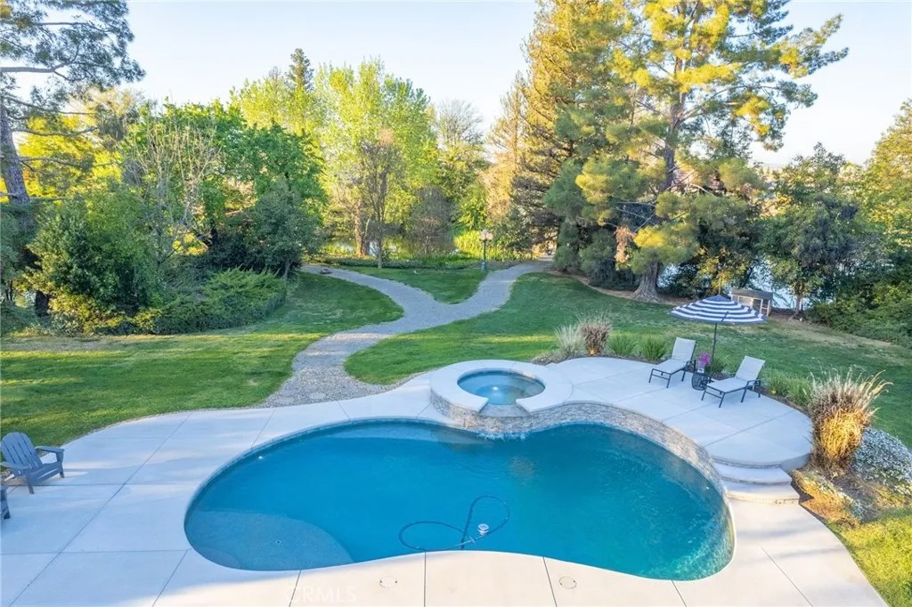 2649 Heritage Avenue