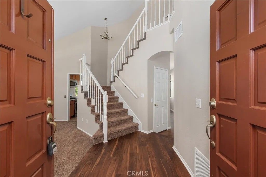 Photo of 39600 Glenwood Court, Murrieta, CA 92563 (MLS # SW26062055)