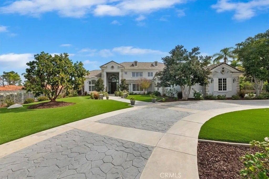 Photo of 3043 Garretson Avenue, Corona, CA 92881 (MLS # IG26041948)