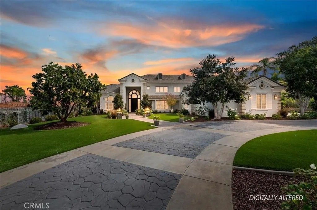 Photo of 3043 Garretson Avenue, Corona, CA 92881 (MLS # IG26041948)