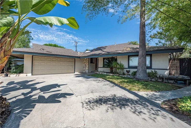 12146 Grovedale