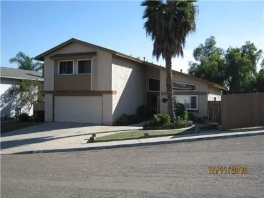 Photo of 220 Sandstone St, Chula Vista, CA 91911 (MLS # 260001672)