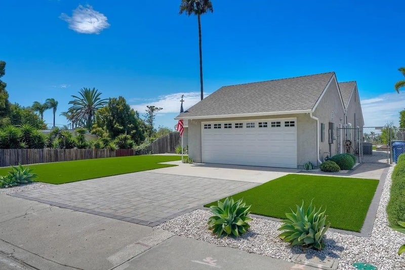 832 Grapevine Road