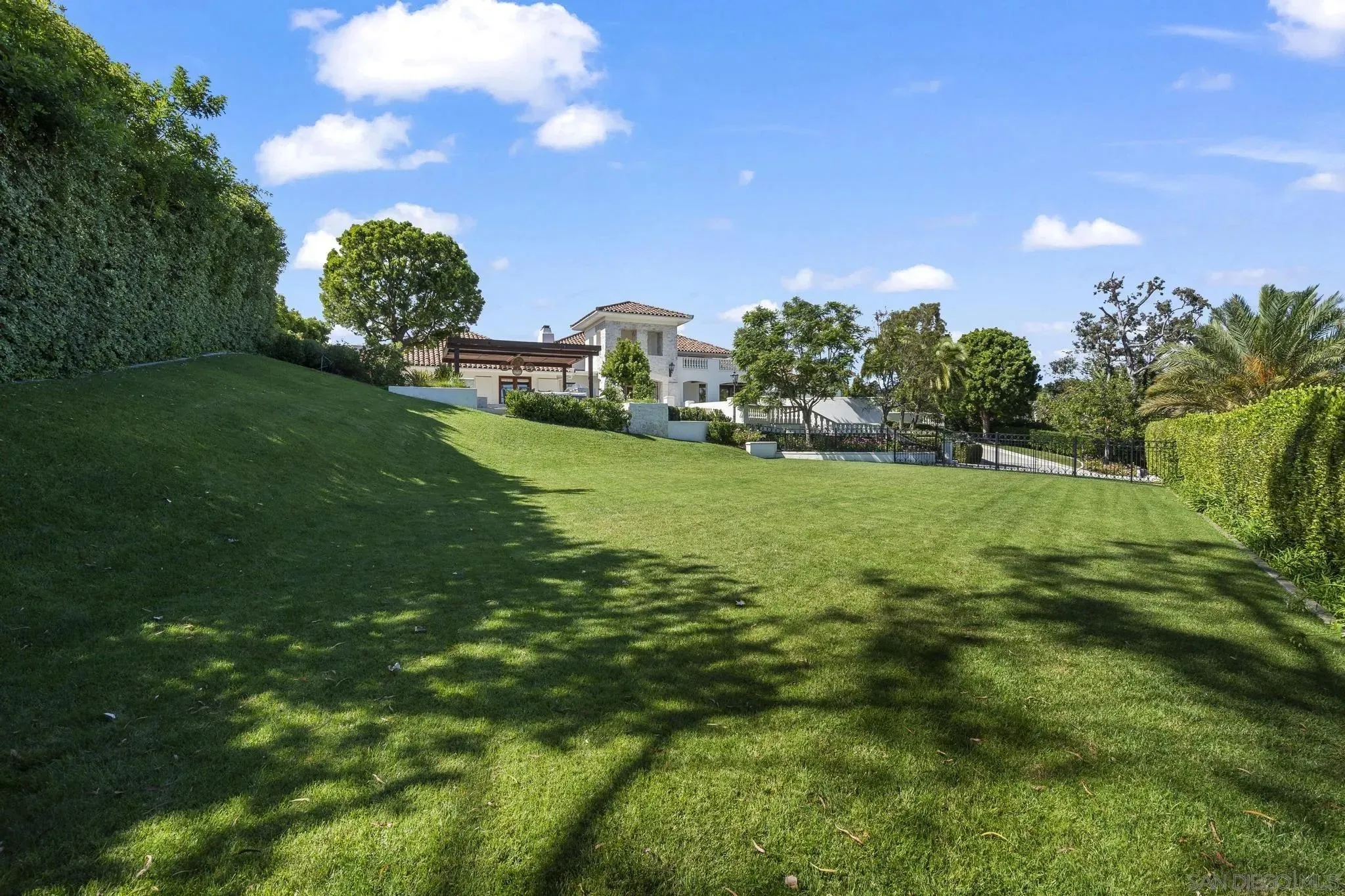 La Jolla, California 92037, United States, 5 Bedrooms Bedrooms, ,8 BathroomsBathrooms,Residential,Active,193763