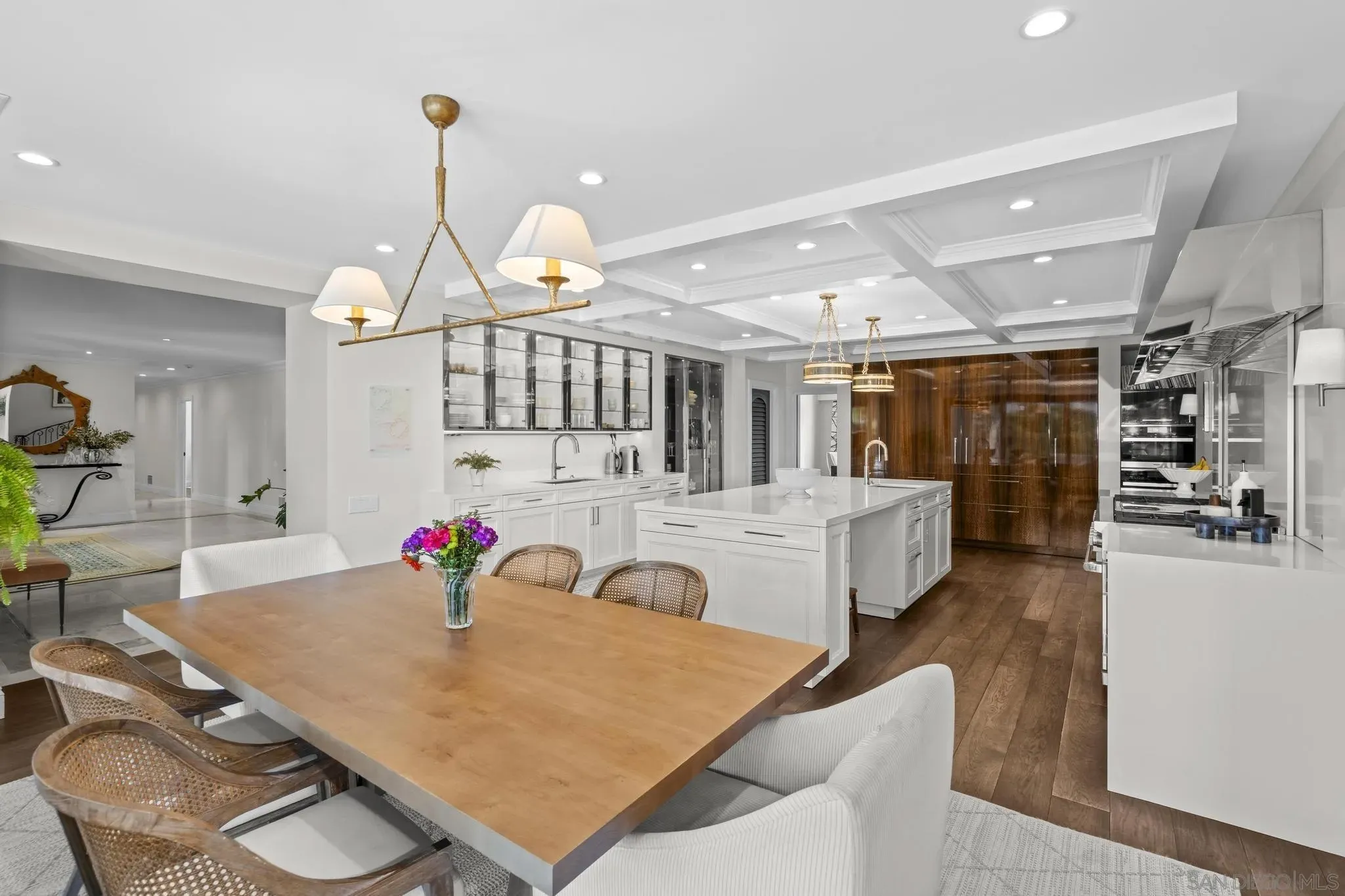 La Jolla, California 92037, United States, 5 Bedrooms Bedrooms, ,8 BathroomsBathrooms,Residential,Active,193763