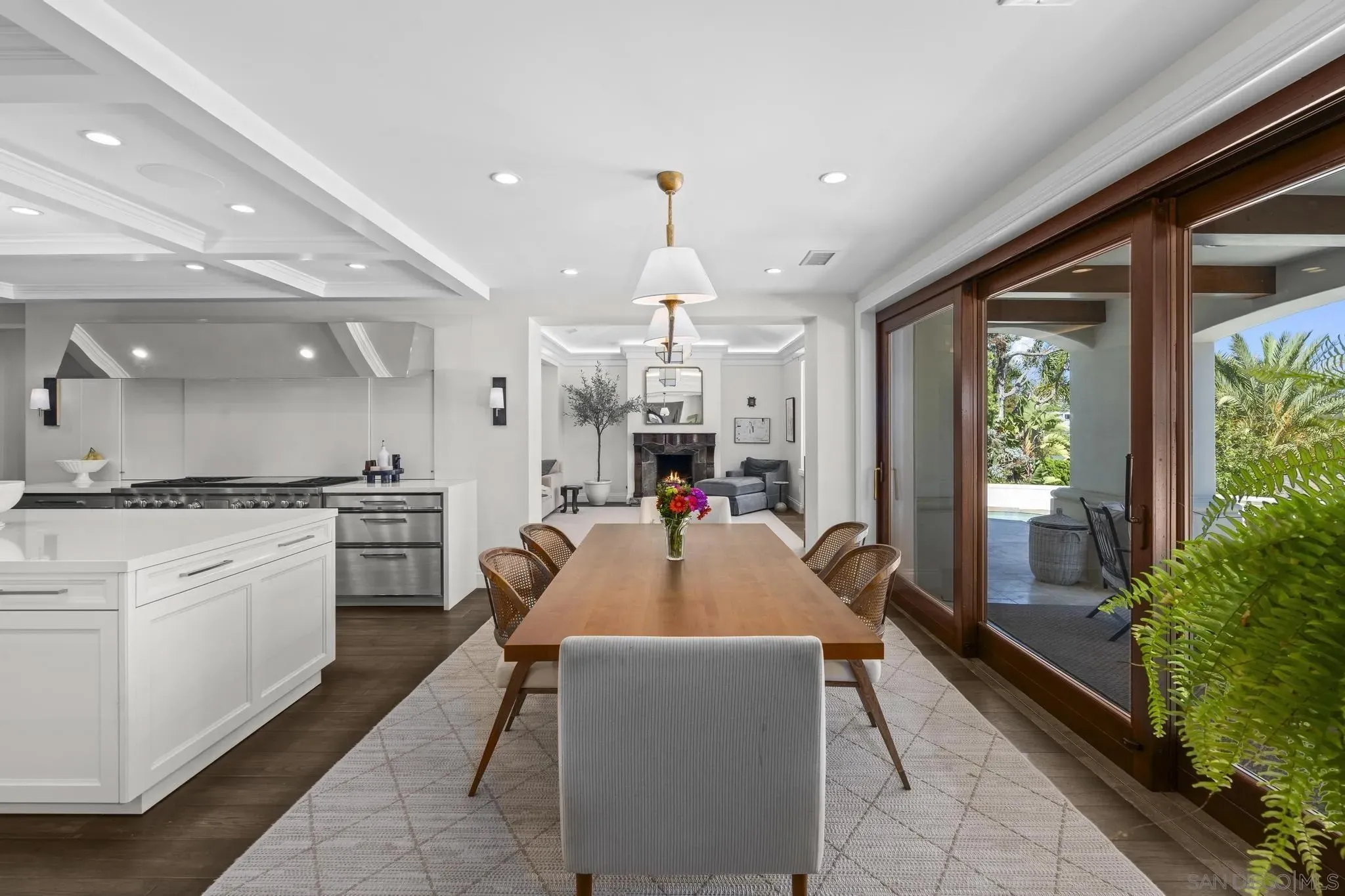 La Jolla, California 92037, United States, 5 Bedrooms Bedrooms, ,8 BathroomsBathrooms,Residential,Active,193763