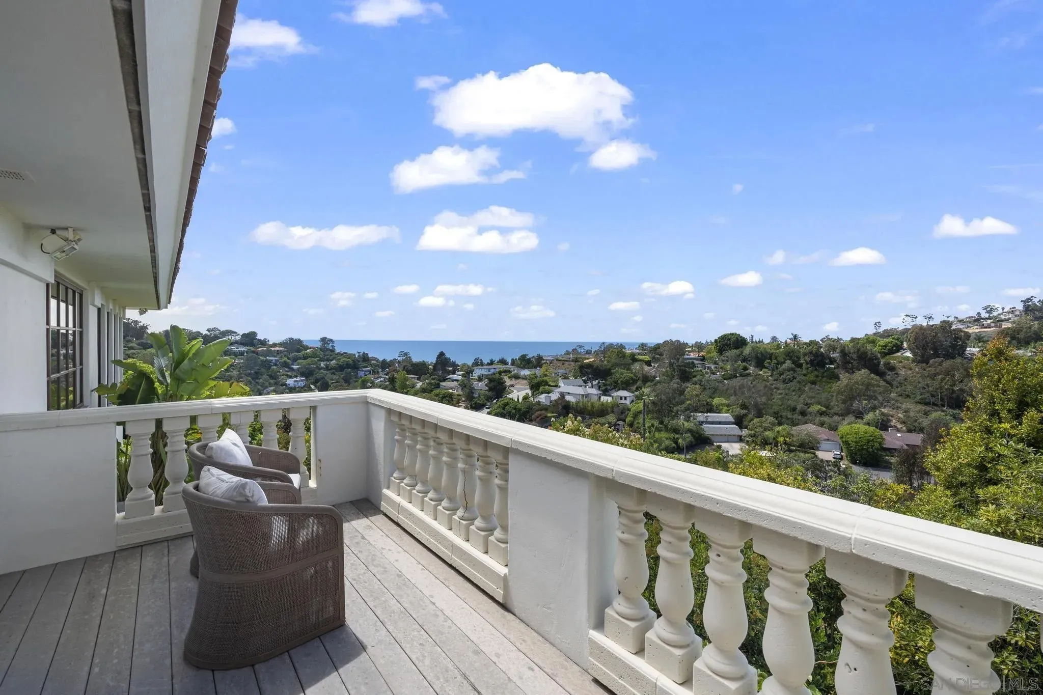 La Jolla, California 92037, United States, 5 Bedrooms Bedrooms, ,8 BathroomsBathrooms,Residential,Active,193763