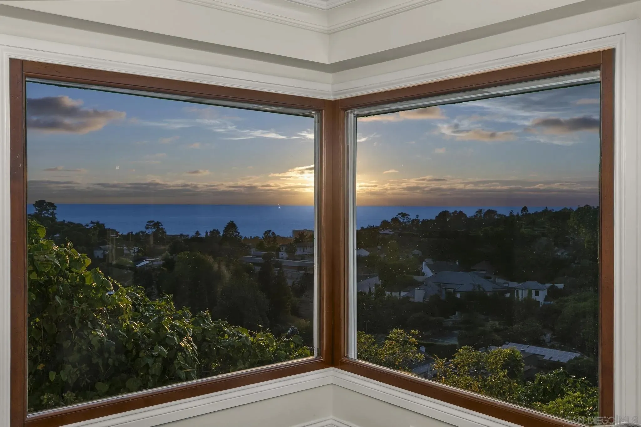 La Jolla, California 92037, United States, 5 Bedrooms Bedrooms, ,8 BathroomsBathrooms,Residential,Active,193763