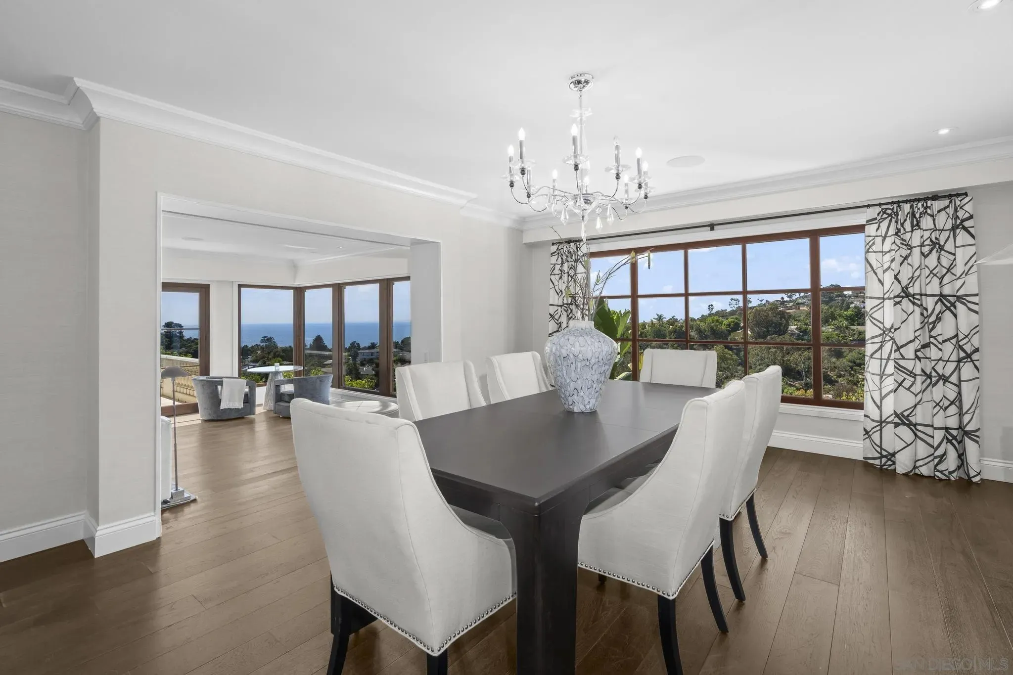 La Jolla, California 92037, United States, 5 Bedrooms Bedrooms, ,8 BathroomsBathrooms,Residential,Active,193763