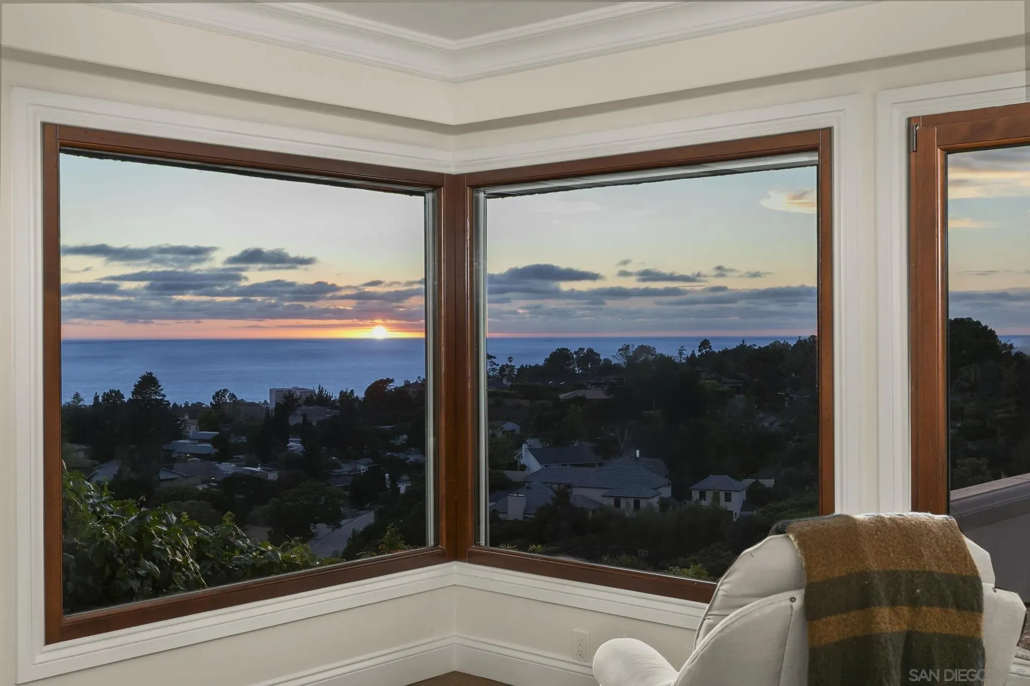 La Jolla, California 92037, United States, 5 Bedrooms Bedrooms, ,8 BathroomsBathrooms,Residential,Active,193763