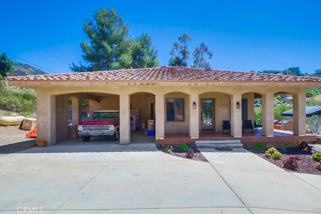 Photo of 11379 Reidy Canyon, Escondido, CA 92026 (MLS # SW26057277)