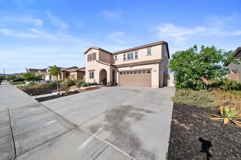28464 Fressia Drive