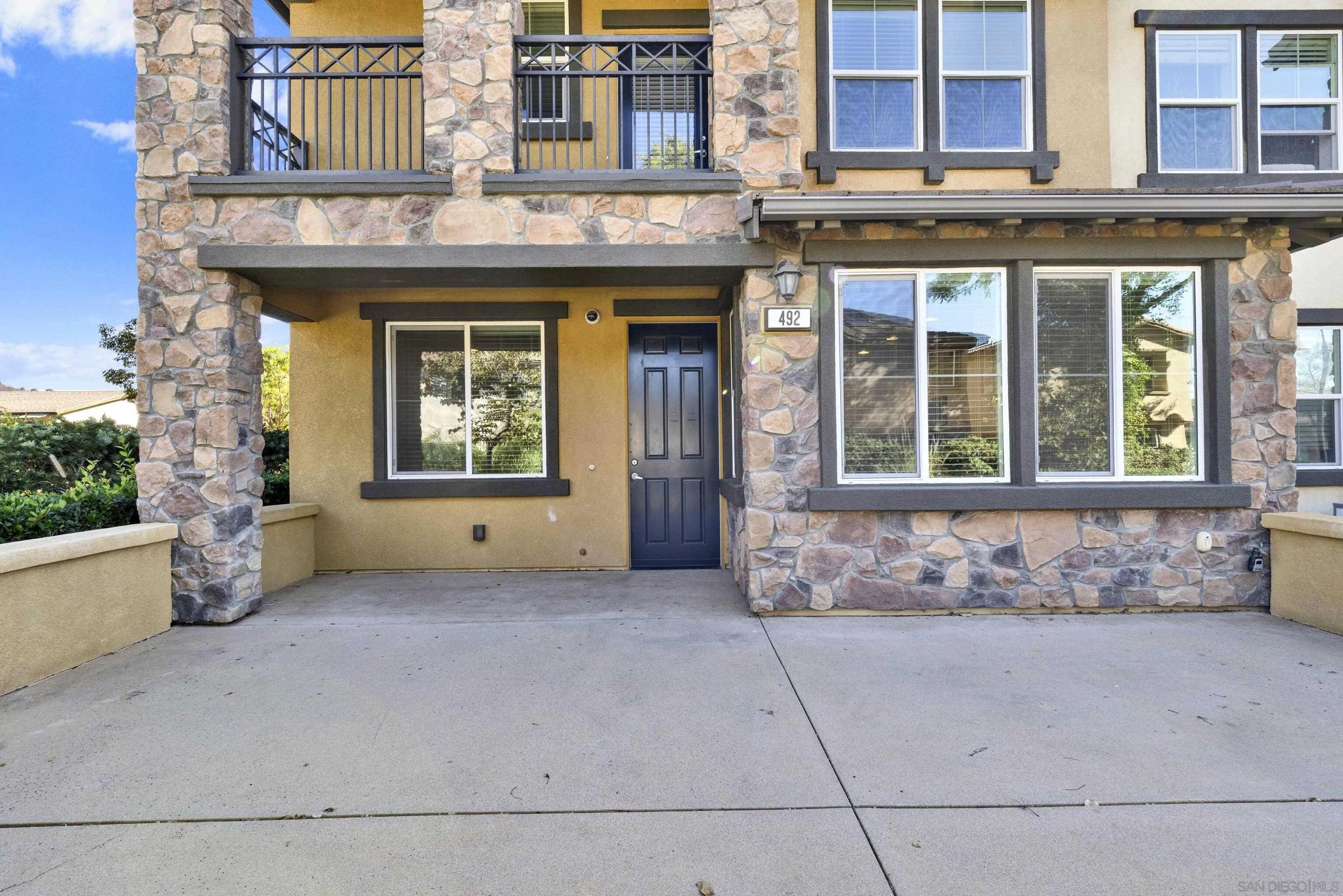 492 Prosperity Dr