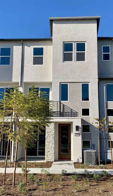 13927 Boyden Way Mira Mesa CA 92126