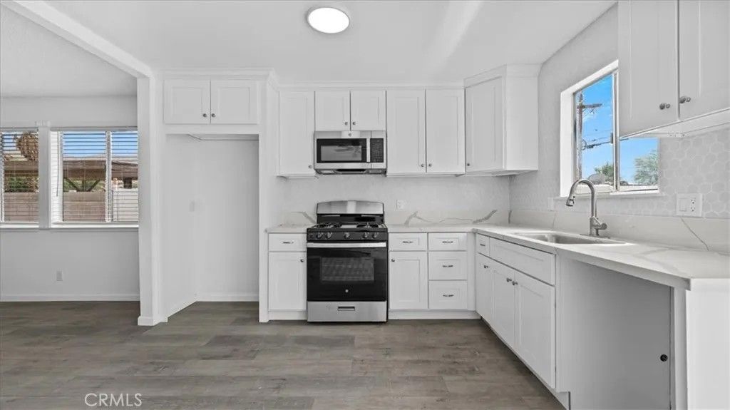 Photo of 66297 6th St, Desert Hot Springs, CA 92240 (MLS # IG26045392)