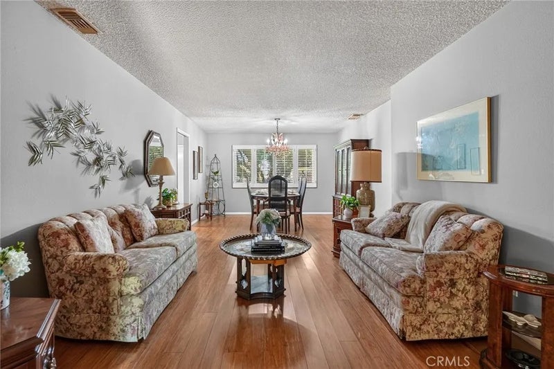 1422 Bella Vista
