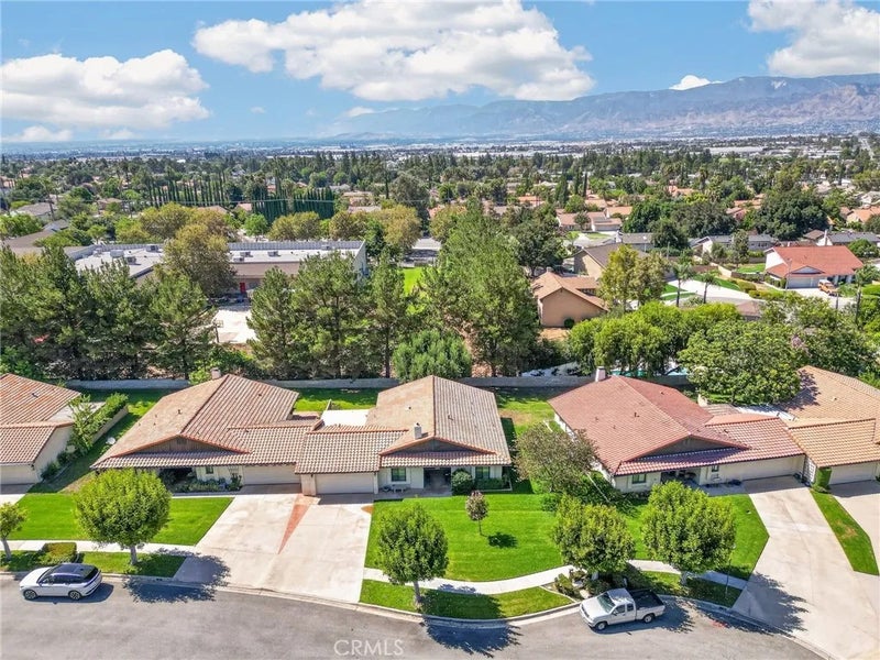 1422 Bella Vista
