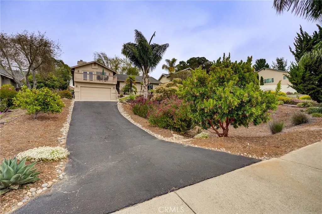 789 Bracken Lane